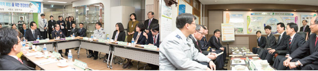 간담회 전 교장실에서 교육부 장관, 경찰청장, 관계자 등 환담 모습