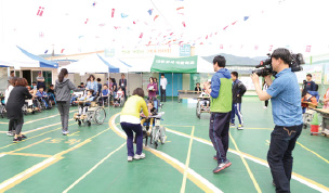 2015학년도 성세재활학교 지체장애 학생들의 자립과 재활을 위한 극복기 모습