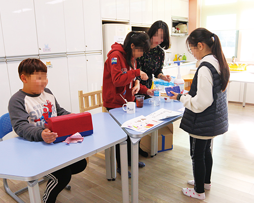 마켓 물품 판매 사진