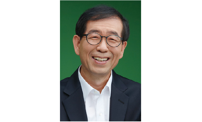 현장특수교육 독자들에게 인사말씀을 하고 있는 박원순 서울시장